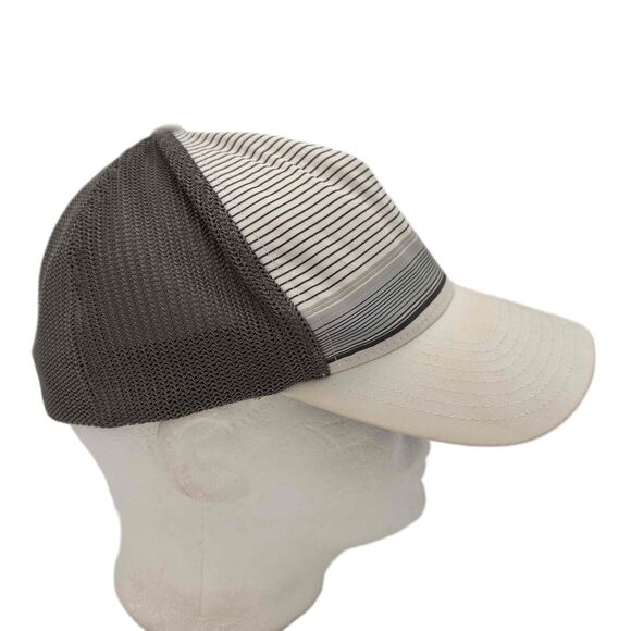 Travis Matthews Flexfit Grey Striped Mesh Back Baseball Cap Unisex L-XL - Picture 4 of 6